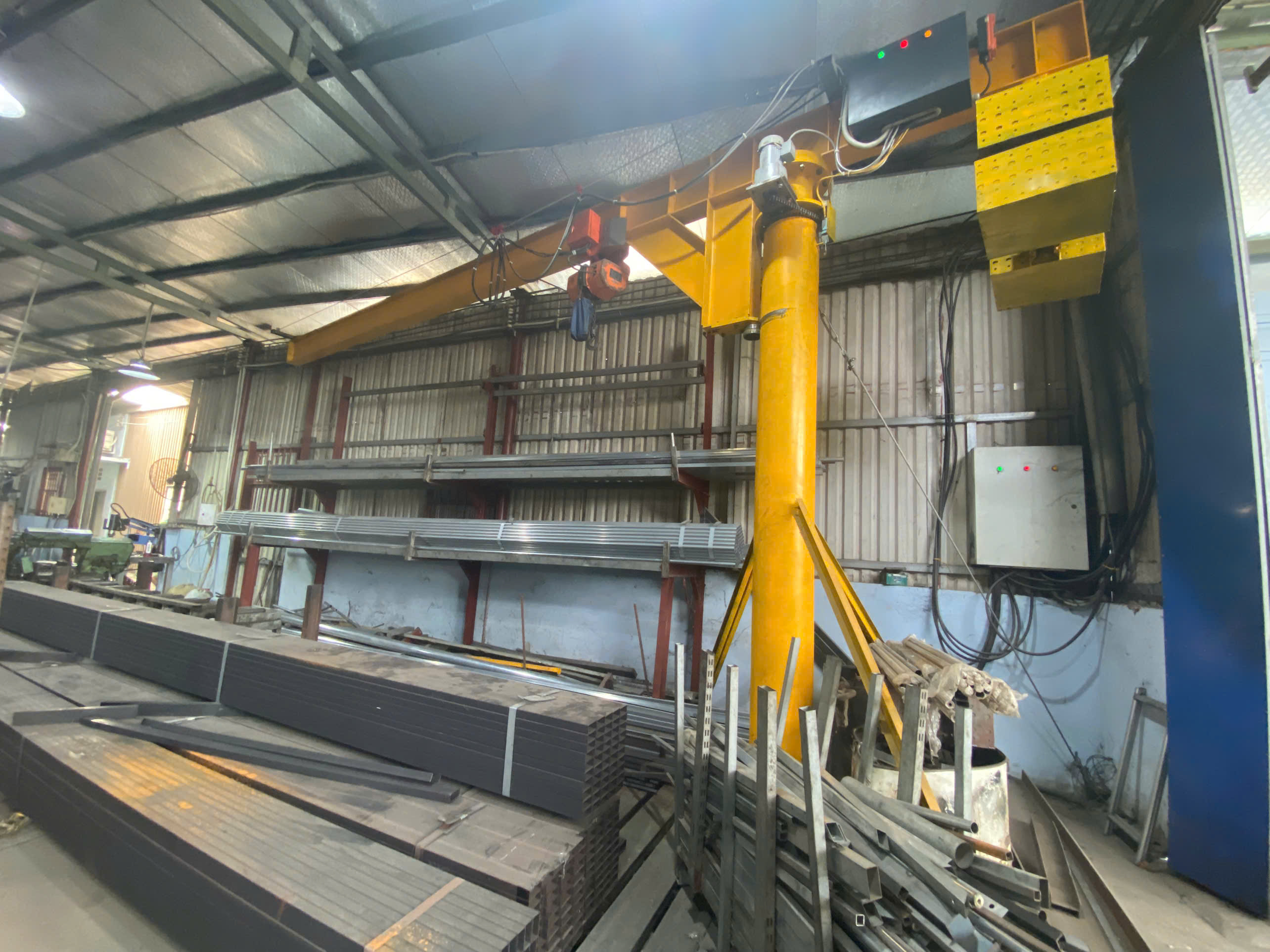 Crane, Electric Hoist Inside The Factory 1 at Thang Long Investment And Equipment Joint Stock Company